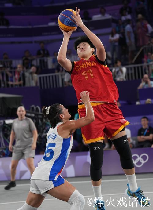 全场被动！中国三人女篮不敌加拿大 陈明伶5分